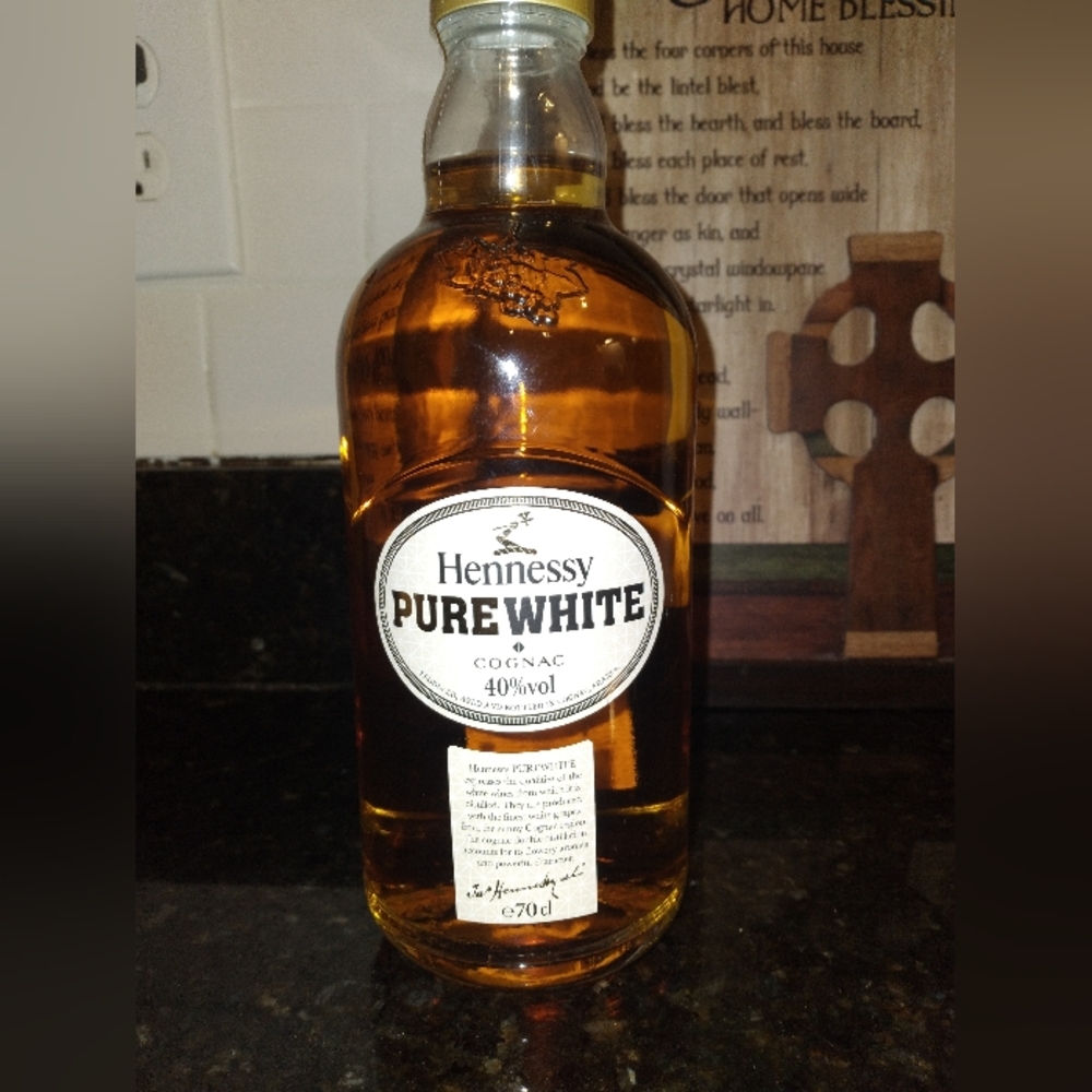 Hennessy Pure White
